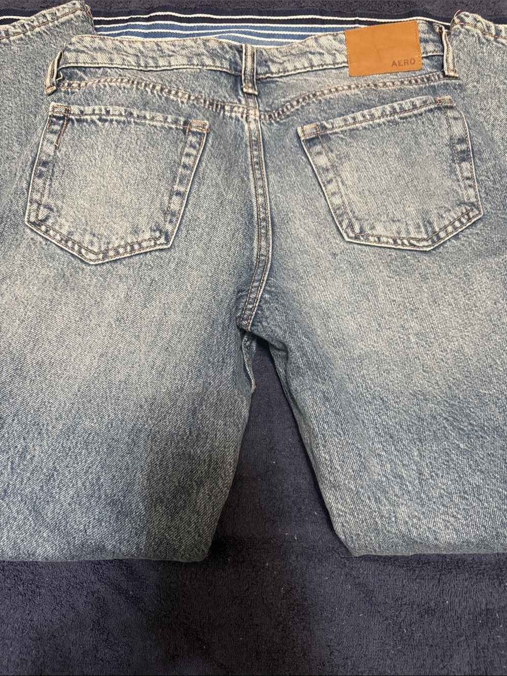 Aeropostale Low Rise Baggy Light Blue Straight Leg Jeans size 00 Short - Picture 11 of 16